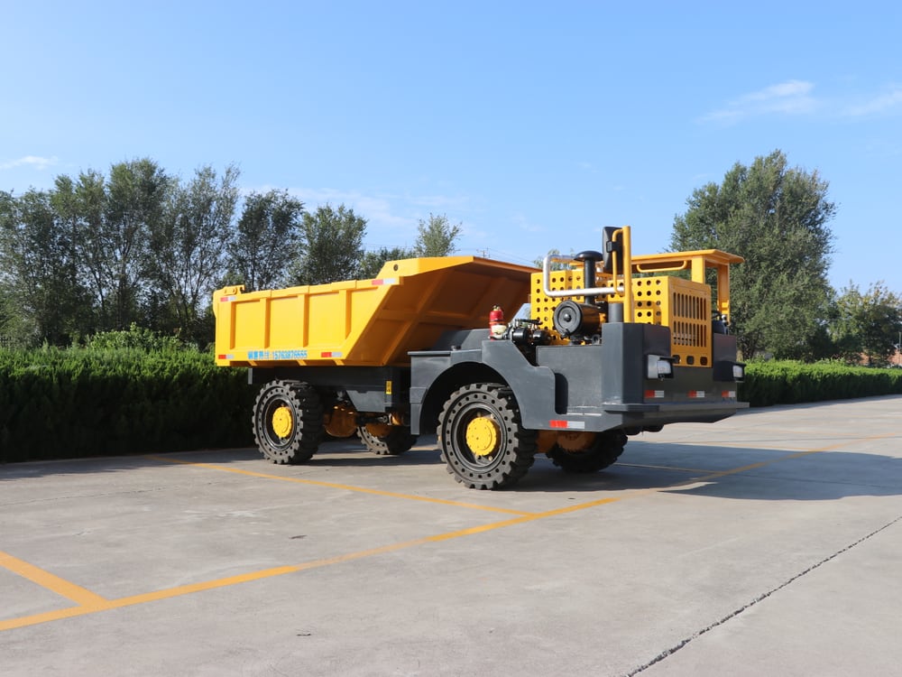 SDSG UK-8 underground mining dump truck