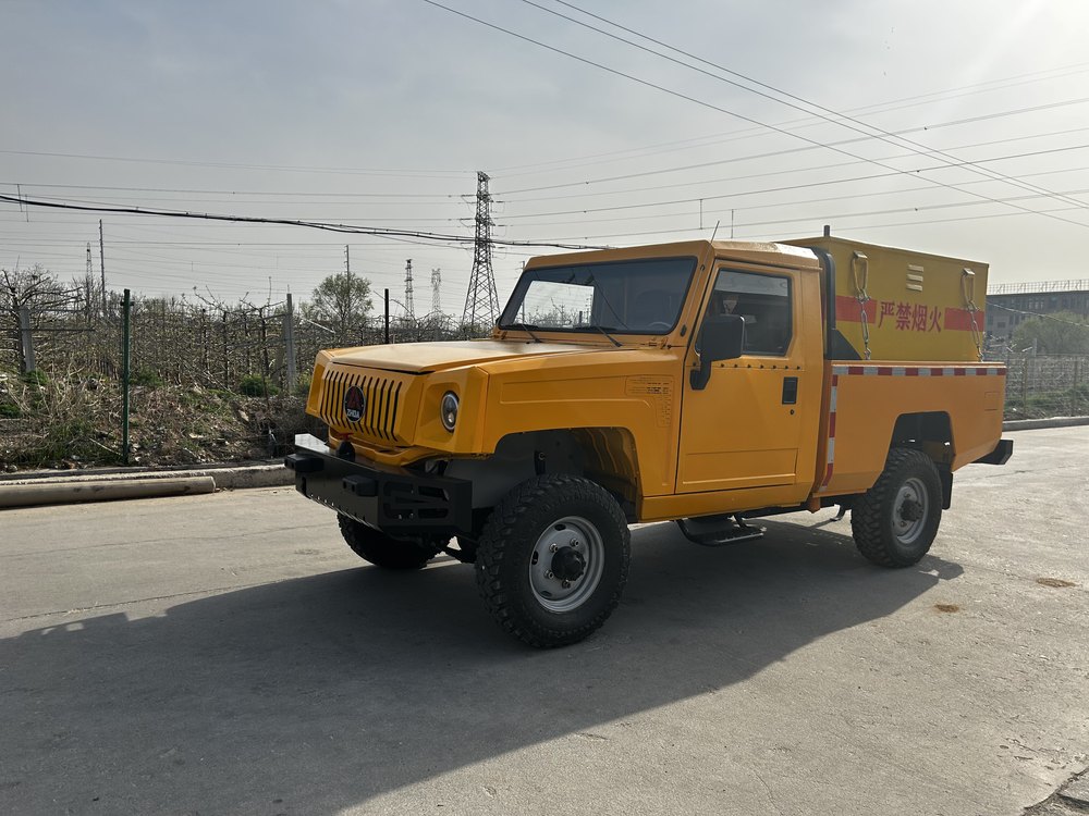 SDSG FCB-1.5 explosive transport truck